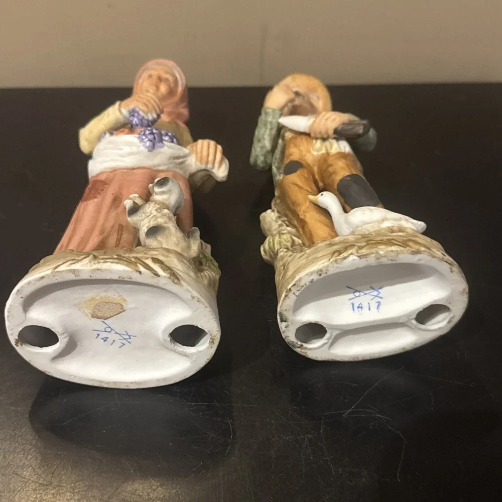 Vintage Pair Homco Home Interiors Porcelain Old Farmers Duck Puppy 1417 Figurine